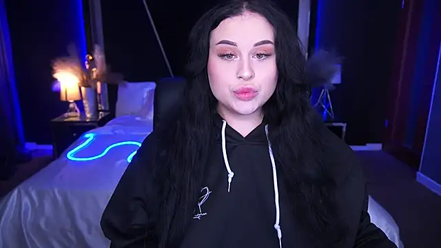 SerahMirabeli online show from 7, 10, 2025