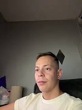 Snapshot of dimitryivanovv chatting on 14, 9, 2025 dimitryivanovv online show from 14, 9, 2025