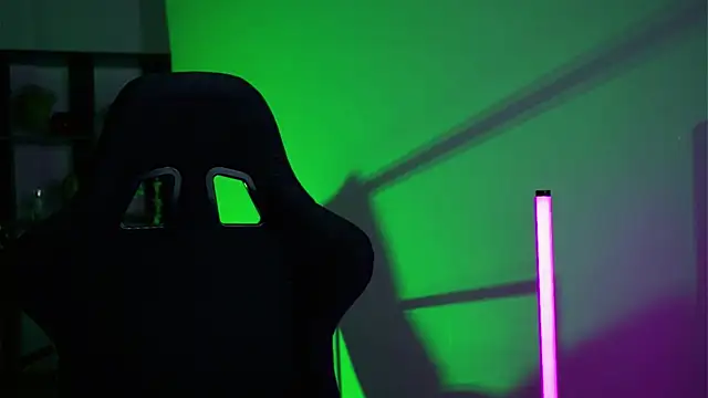 FlexyFox online show from 6, 1, 2026