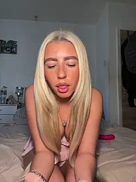 BlondeBetty online show from 1, 2, 2026