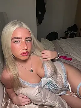 BlondeBetty online show from 24, 2, 2026