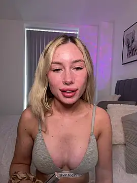 SexySaraxxoo online show from 20, 2, 2026