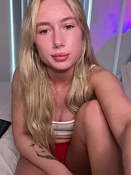 SexySaraxxoo online show from 5, 2, 2026