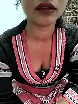 Itz Mayra  online show from 6, 1, 2026