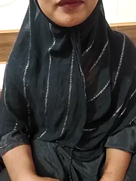 Itz Mayra  online show from 8, 10, 2025