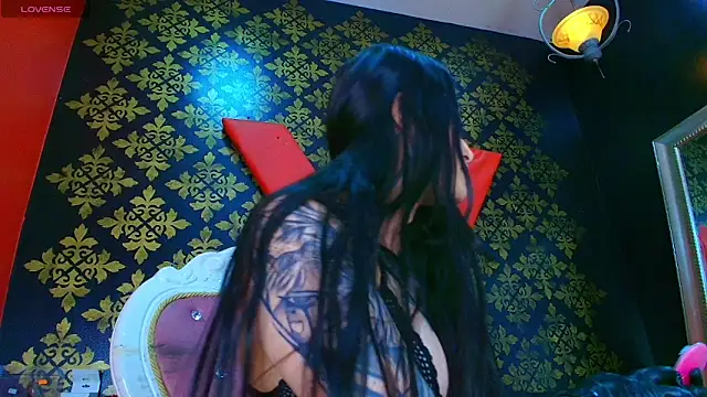 elinne hendrix  online show from 29, 10, 2025