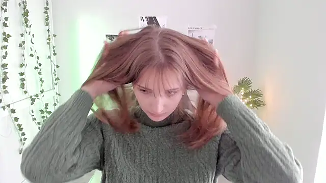 Snapshot of NeyliDream chatting on 28, 4, 2026 NeyliDream online show from 28, 4, 2026