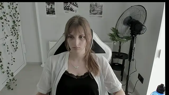 Snapshot of NeyliDream chatting on 10, 6, 2026 NeyliDream online show from 10, 6, 2026
