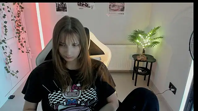 Snapshot of NeyliDream chatting on 10, 7, 2026 NeyliDream online show from 10, 7, 2026