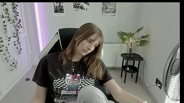 Snapshot of NeyliDream chatting on 25, 6, 2026 NeyliDream online show from 25, 6, 2026