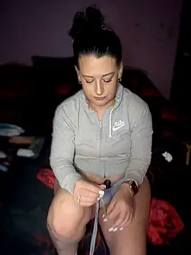 shortywidaphatty online show from 24, 4, 2026