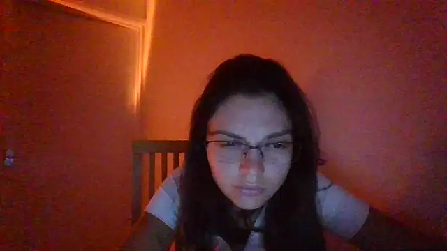 Snapshot of Zerinaa chatting on 7, 7, 2026 Zerinaa online show from 7, 7, 2026