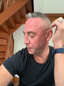 Marronglace1 online show from 3, 10, 2025