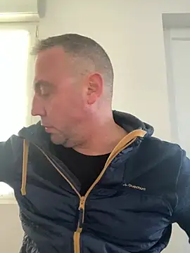 Marronglace1 online show from 3, 3, 2026