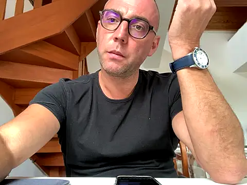 Marronglace1 online show from 8, 10, 2025