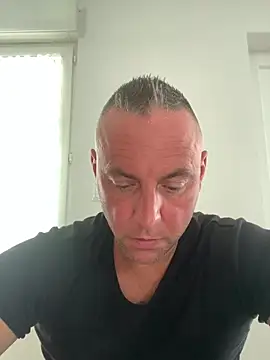 Snapshot of Marronglace1 chatting on 2, 6, 2026 Marronglace1 online show from 2, 6, 2026