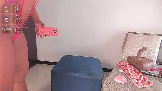 AvaFerrera online show from 9, 2, 2026