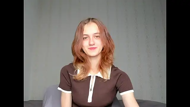 Snapshot of dreamy_pollyyy chatting on 11, 10, 2025 dreamy pollyyy online show from 11, 10, 2025