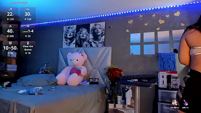 sexyzoe 69 online show from 21, 9, 2025