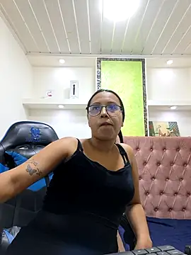 susan mooree online show from 7, 11, 2025