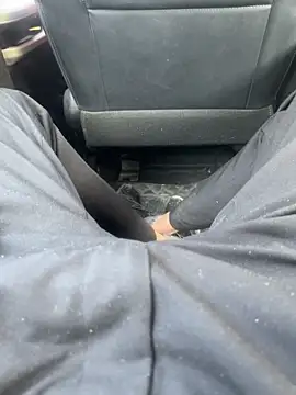 your-hugehard-ashi online show from 3, 12, 2025