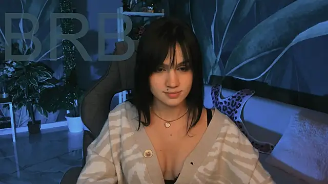 MonicaFarmer online show from 29, 10, 2025