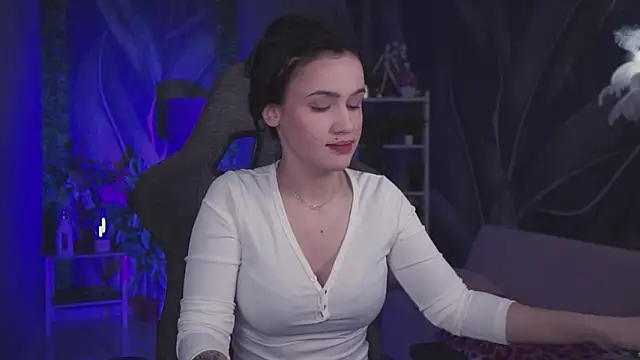 MonicaFarmer online show from 22, 3, 2026