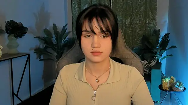 MonicaFarmer online show from 23, 11, 2025