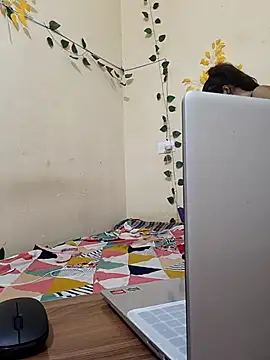 mia ka khalifaaa online show from 16, 9, 2025