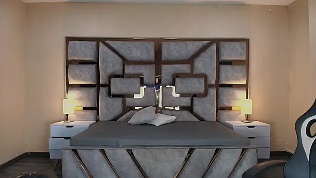 ANABELL BROWN online show from 17, 4, 2026