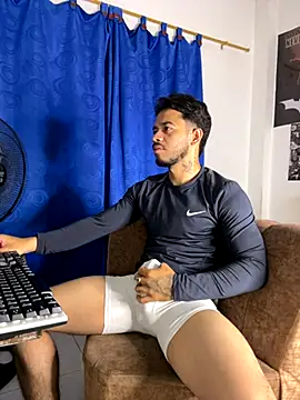 DavideVentura  online show from 16, 9, 2025