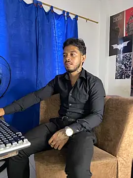 DavideVentura  online show from 15, 9, 2025