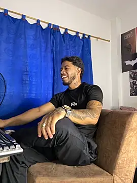 DavideVentura  online show from 1, 10, 2025