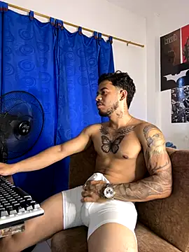 DavideVentura  online show from 13, 9, 2025