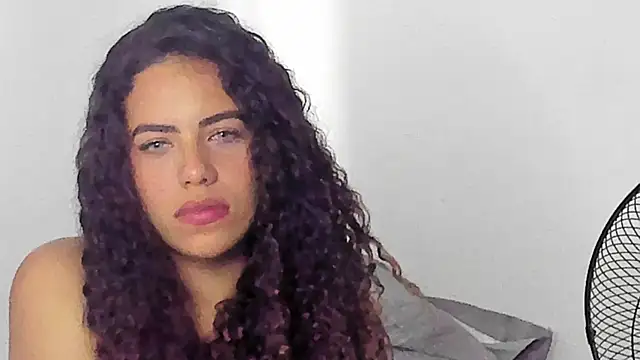 evoletsweetgirl online show from 10, 9, 2025