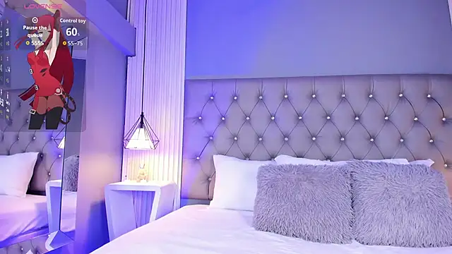 LunaBloomn online show from 18, 11, 2025