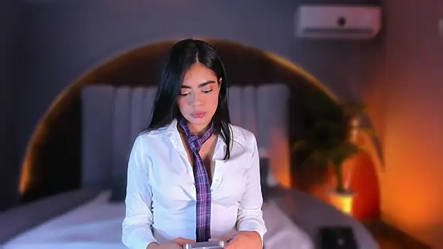 Isabellax21 online show from 4, 2, 2026