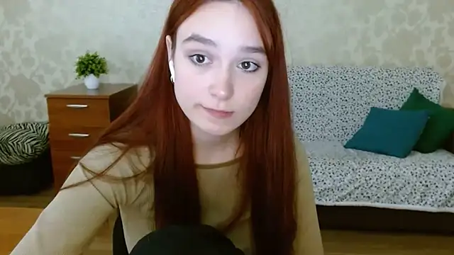 aFoxie online show from 27, 9, 2025
