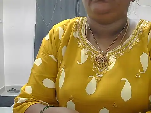 Snapshot of Nisha-telugu chatting on 25, 7, 2026 Nisha-telugu online show from 25, 7, 2026