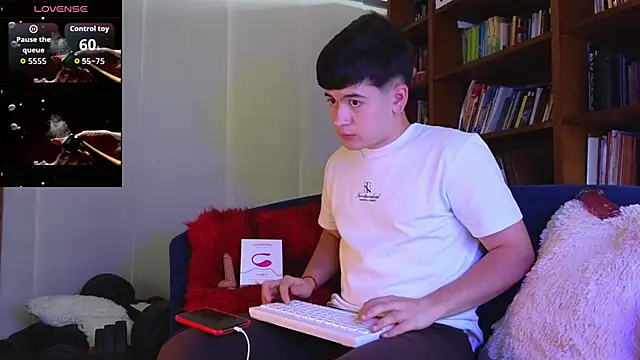 tightncuteass online show from 20, 4, 2026