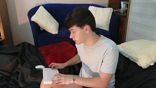 tightncuteass online show from 1, 3, 2026