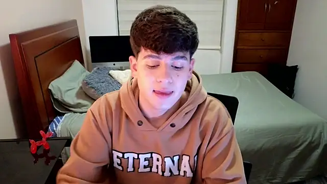 tightncuteass online show from 23, 10, 2025