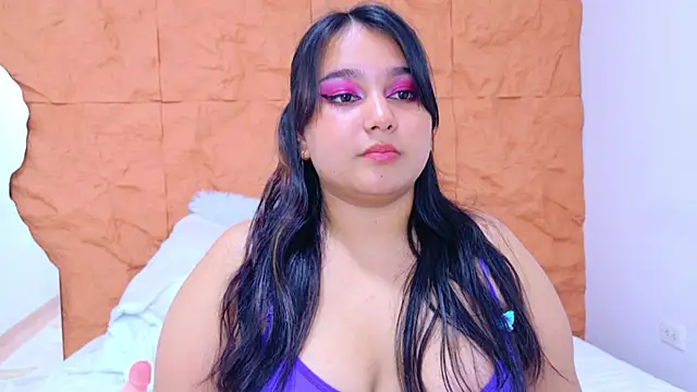 IvannaaVega online show from 5, 3, 2026