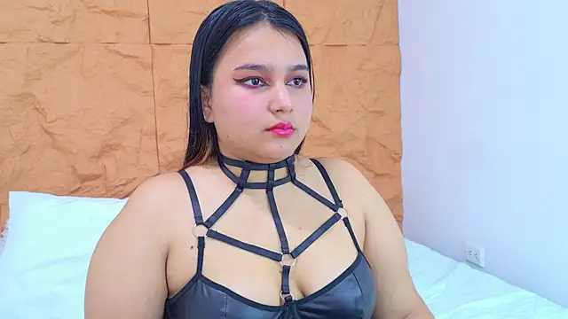 IvannaaVega online show from 15, 4, 2026