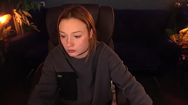 FoxyMayy online show from 6, 11, 2025