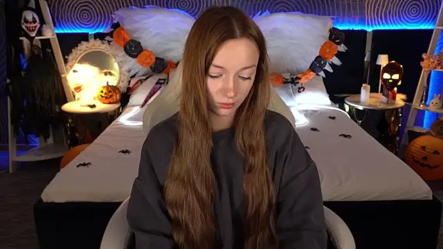 FoxyMayy online show from 29, 10, 2025