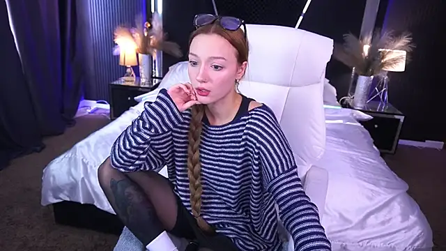 FoxyMayy online show from 18, 10, 2025