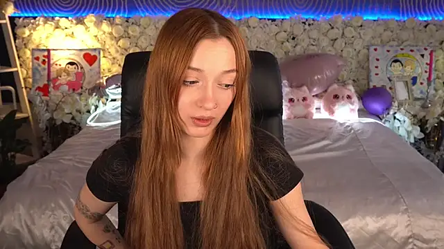 FoxyMayy online show from 2, 4, 2026