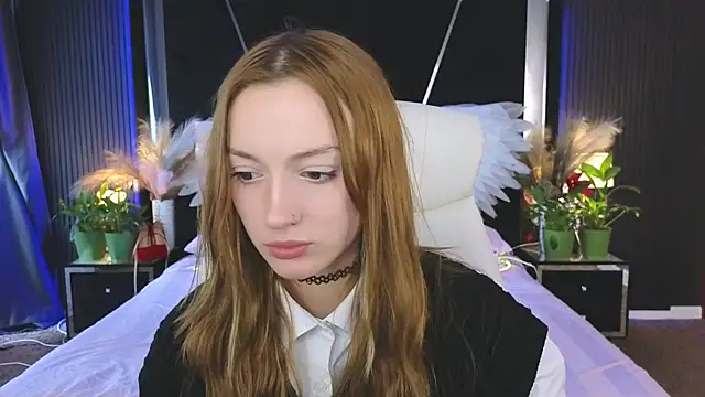 Snapshot of FoxyMayy chatting on 12, 5, 2026 FoxyMayy online show from 12, 5, 2026