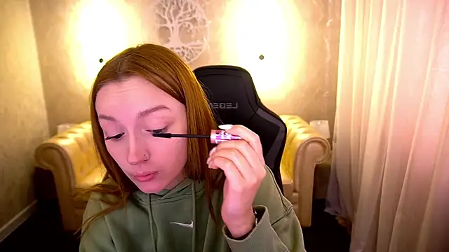 FoxyMayy online show from 28, 7, 2026
